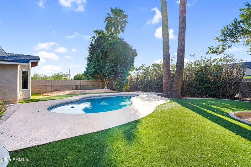 42-web-or-mls-3420 N 45th st-47