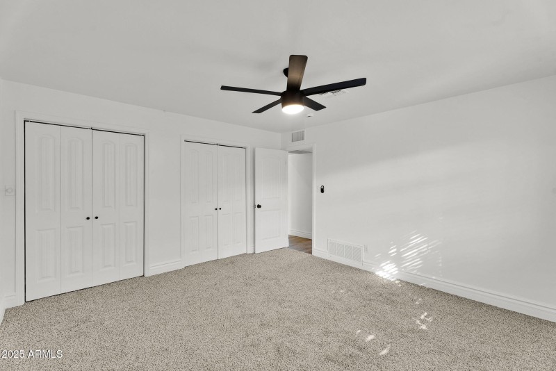 36-web-or-mls-3420 N 45th st-38