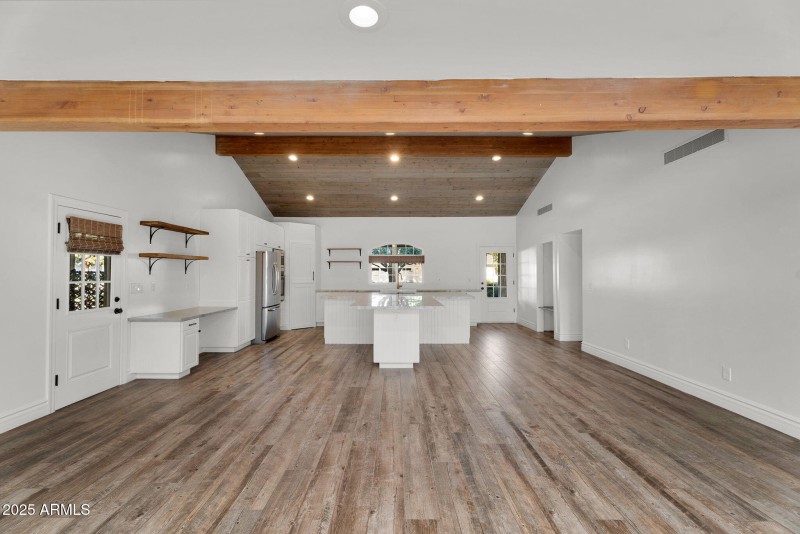 10-web-or-mls-3420 N 45th st-12