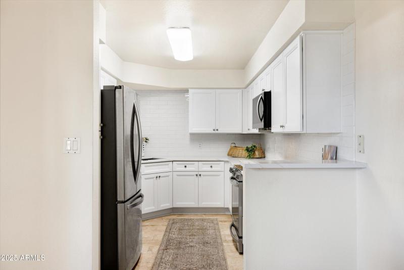 14-8787 E Mountain View Rd, #2040_14