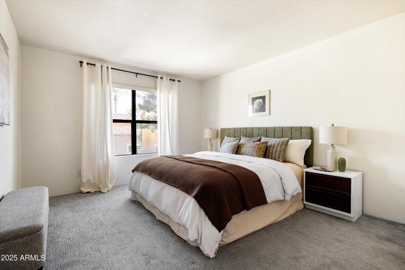 21-8787 E Mountain View Rd, #2040_21