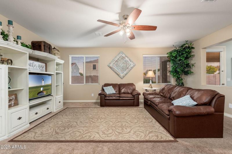 22162 E Via Del Oro - 09