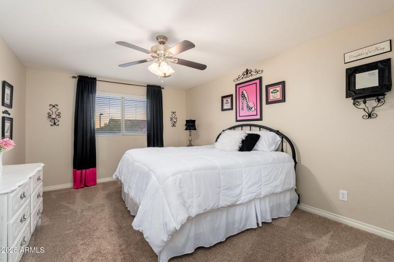 22162 E Via Del Oro - 33