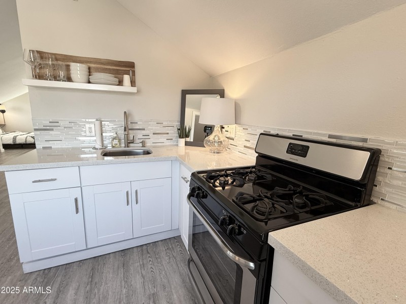 Upstairs ADU/Split Master Suite Option