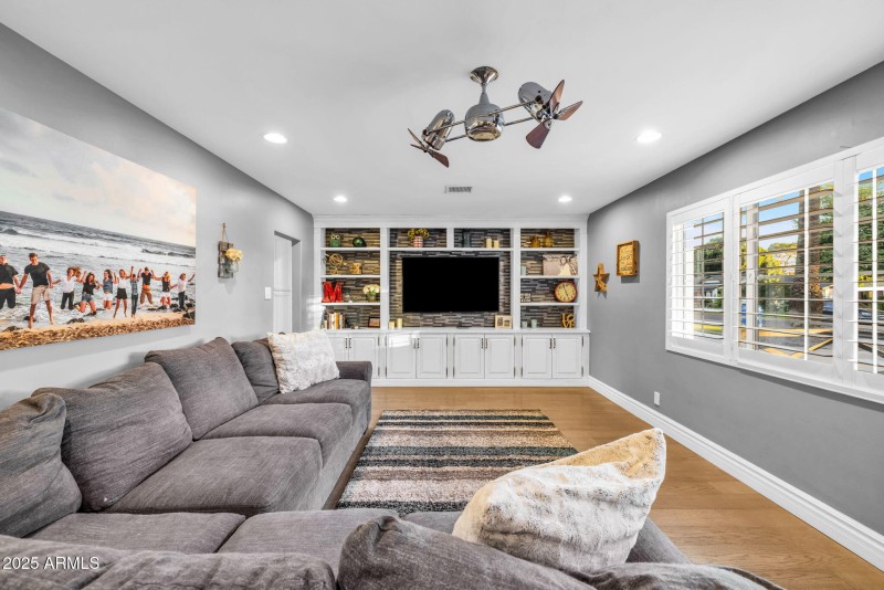 36-web-or-mls-896A3478