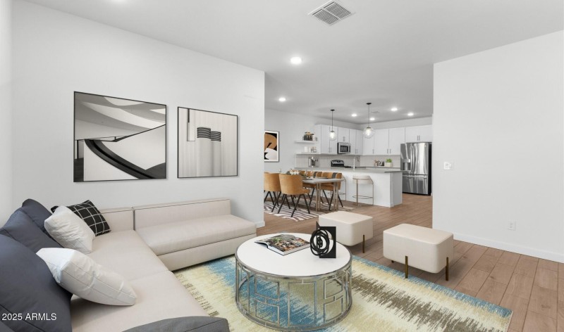 LS Lot #125 Great Room (3) (Large)