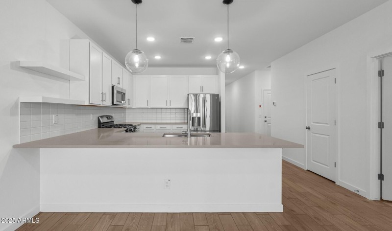 LS Lot #125 Kitchen (1) (Large)