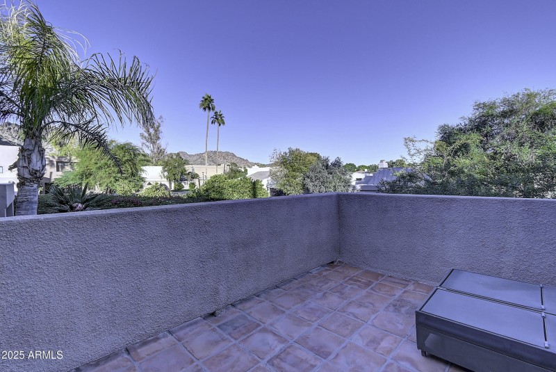 3050E Marlette Ave (6)