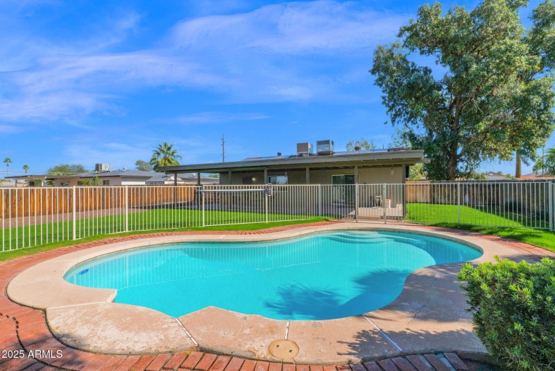 37-web-or-mls-P1360931