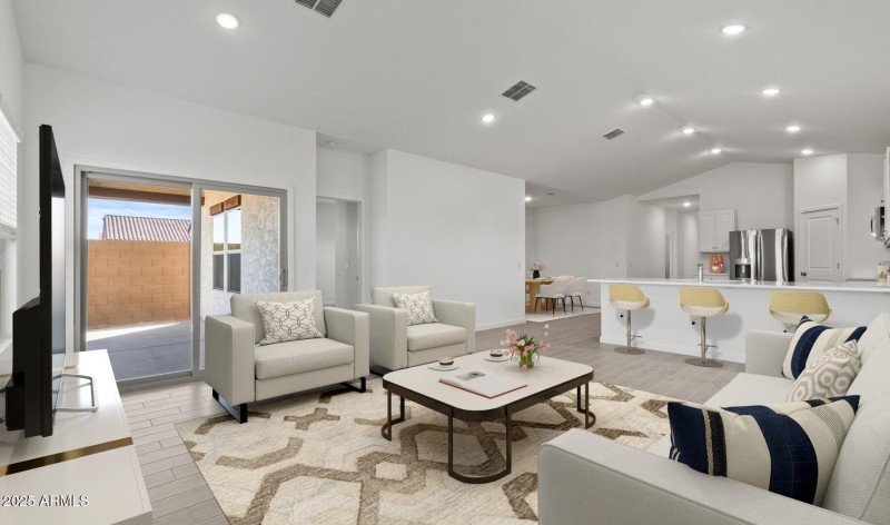 MR Lot #87 Great Room (4) (Large)