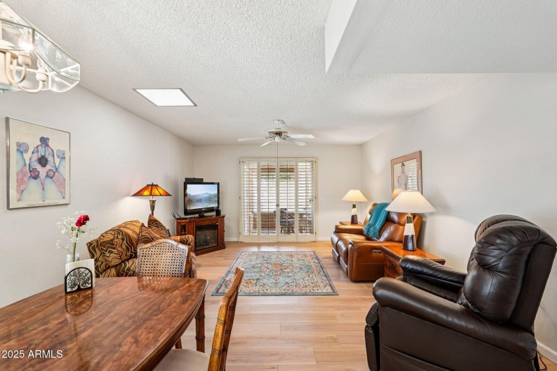 14-web-or-mls-125th Ave-S1211-014