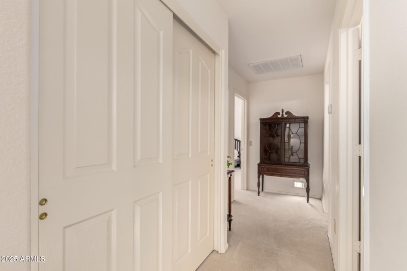 25 Hall Linen Closet
