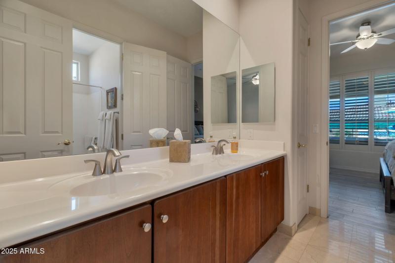 33572 N 79th Way Bathroom 2