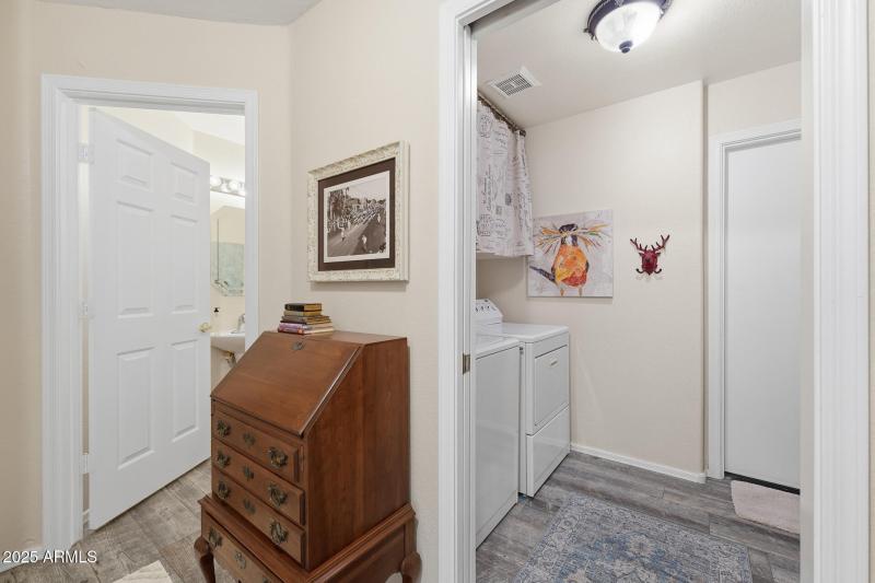 Hallway leading to POwder Room