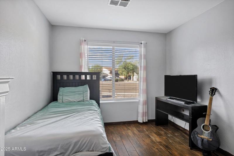 29849 N Mesquite Cir-9