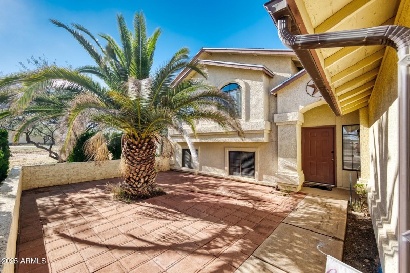 072053-3623 East Navaho Street