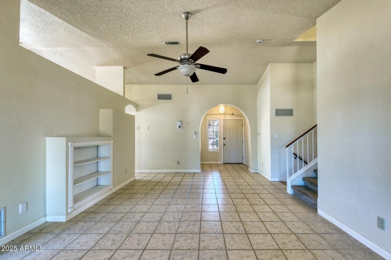 082028-3623 East Navaho Street