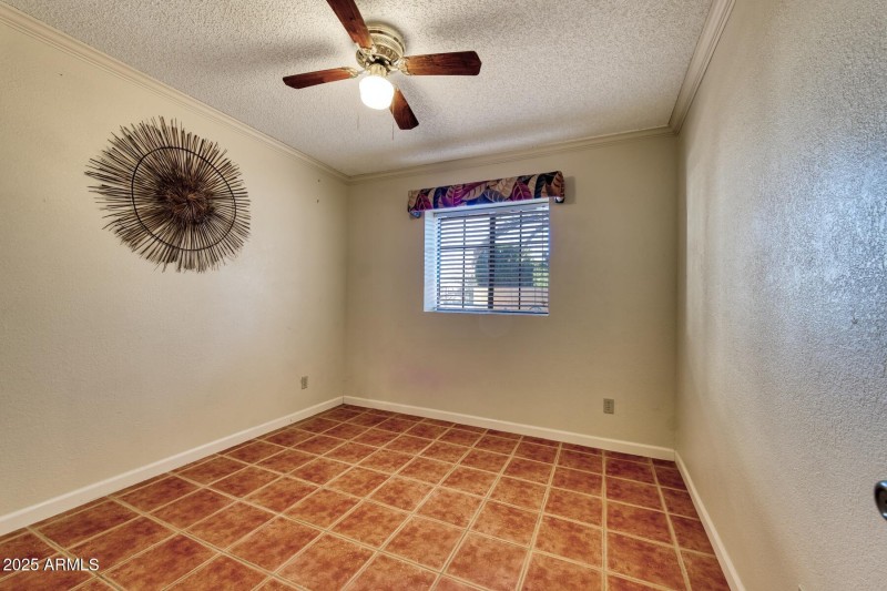 082148-3623 East Navaho Street