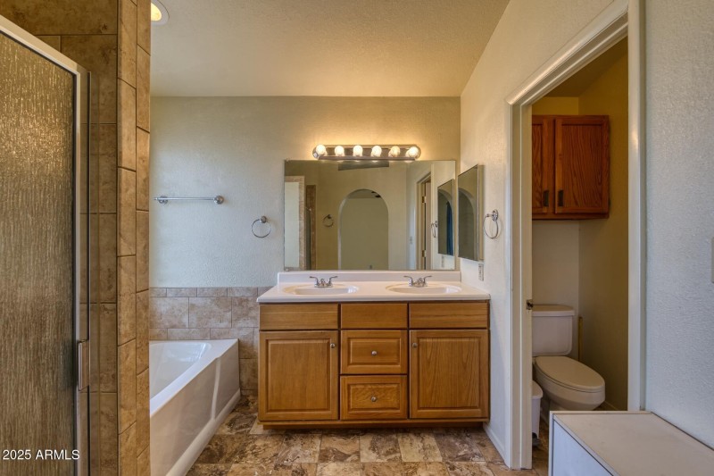 082253-3623 East Navaho Street