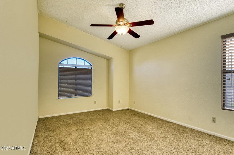 082293-3623 East Navaho Street