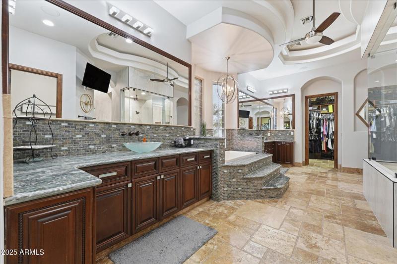 48-048-primary-bathroom