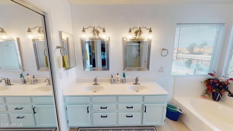 7804-W-Julie-Dr-11122025_172800