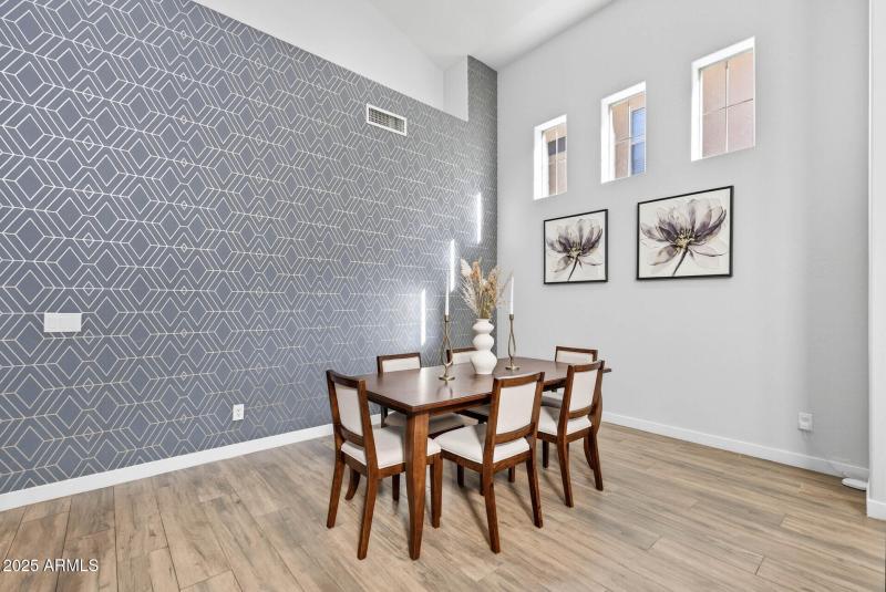 127_6858_W_Peak_View12 (1)_mls