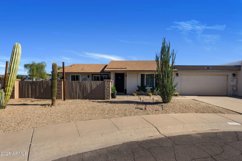 31-web-or-mls-IMG_4627 copy (2)