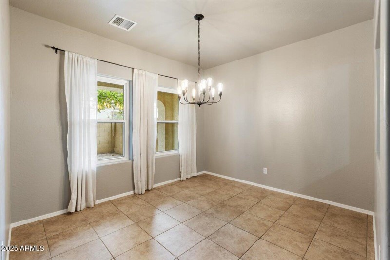 05-Dining Area - Copy