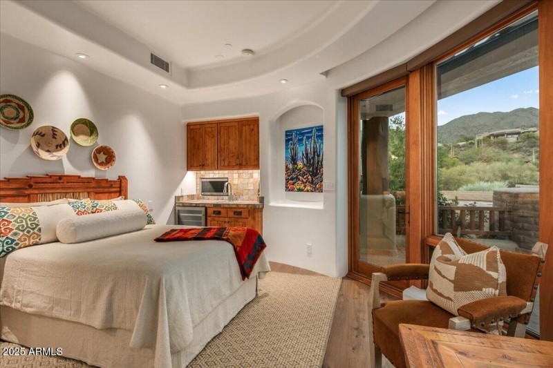 51-Guest House Ensuite