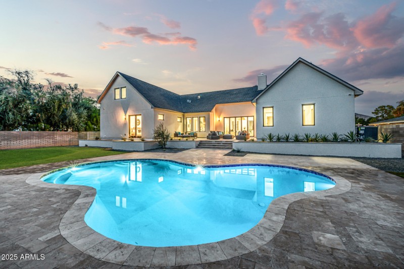 67 - Del Paisano Calle