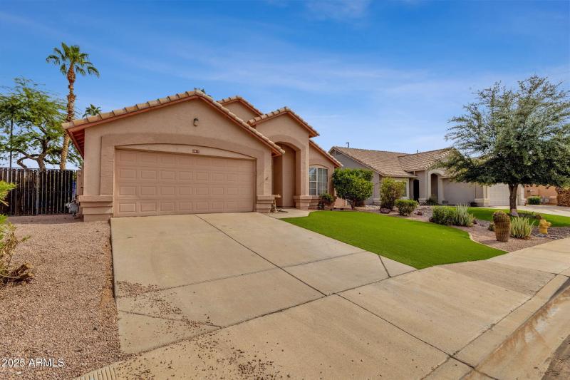 3-web-or-mls-2617-s-athena