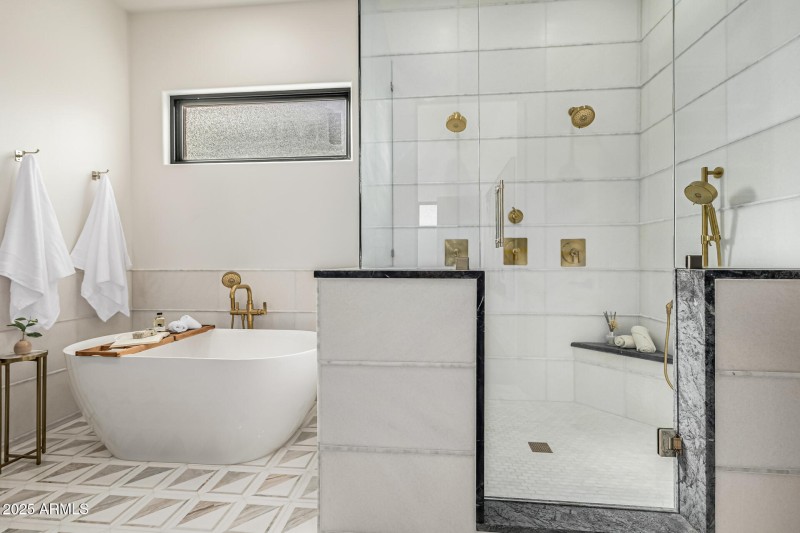 36 - Del Paisano Calle