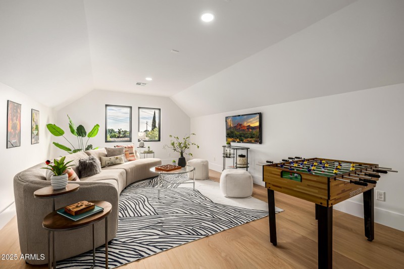 47 - Del Paisano Calle