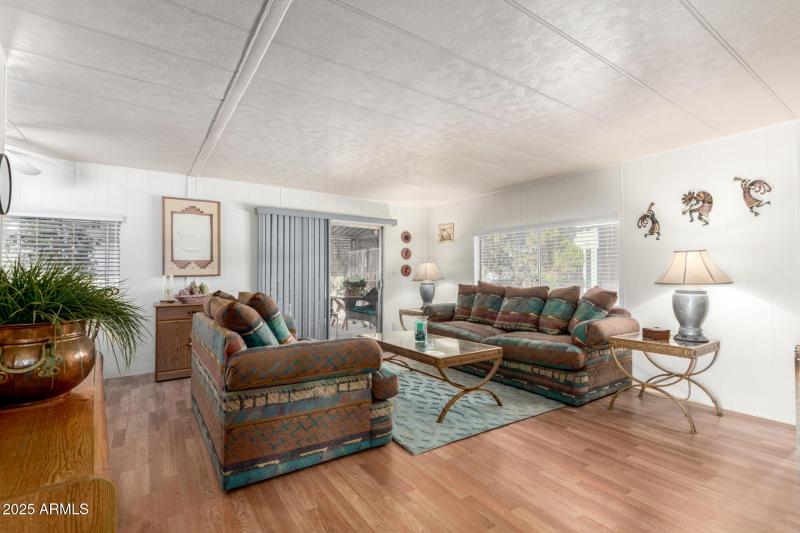 04 Union Hills 370