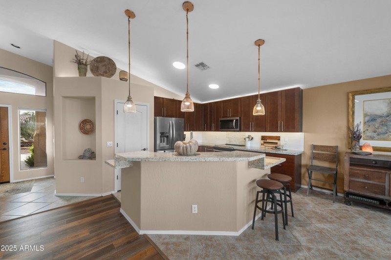 6377-S-Kiva-Circle-18