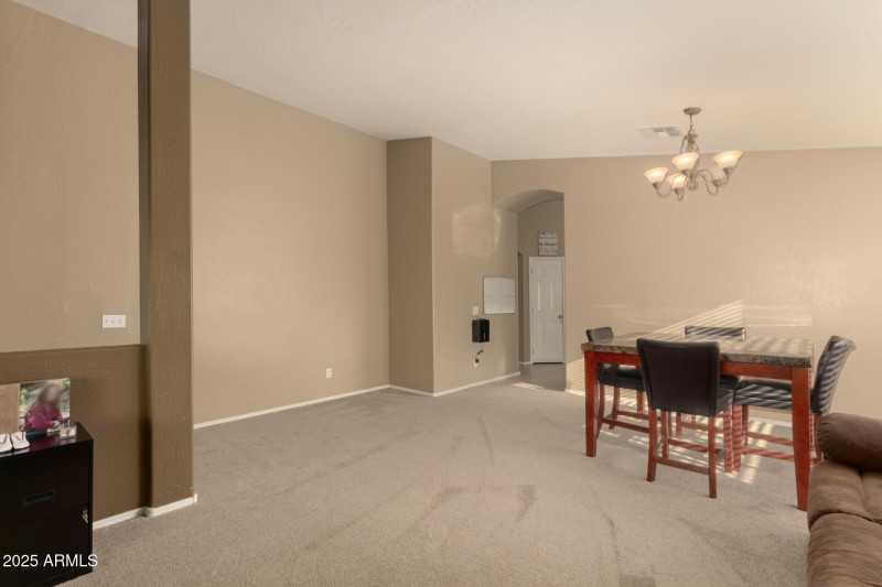 08 - DEL RANCHO 22280