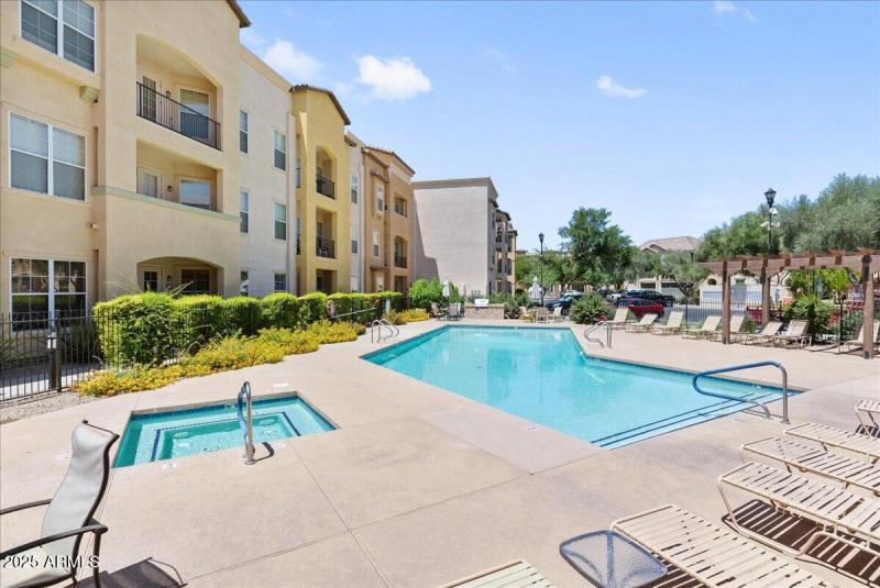 04-14575 W Mountain View Blvd-031