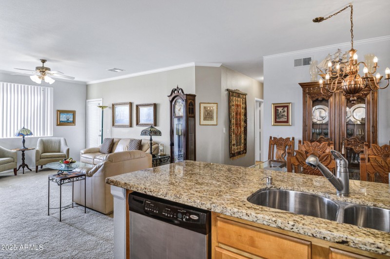 16013 S Desert Foothills Pkwy apt 2117-1