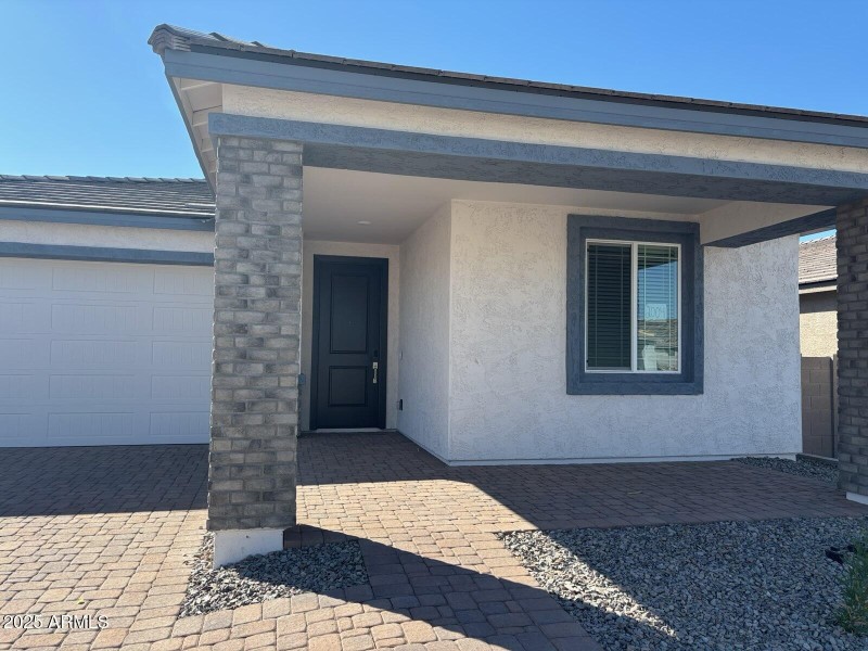 30541 W NIGHTSHADE Drive