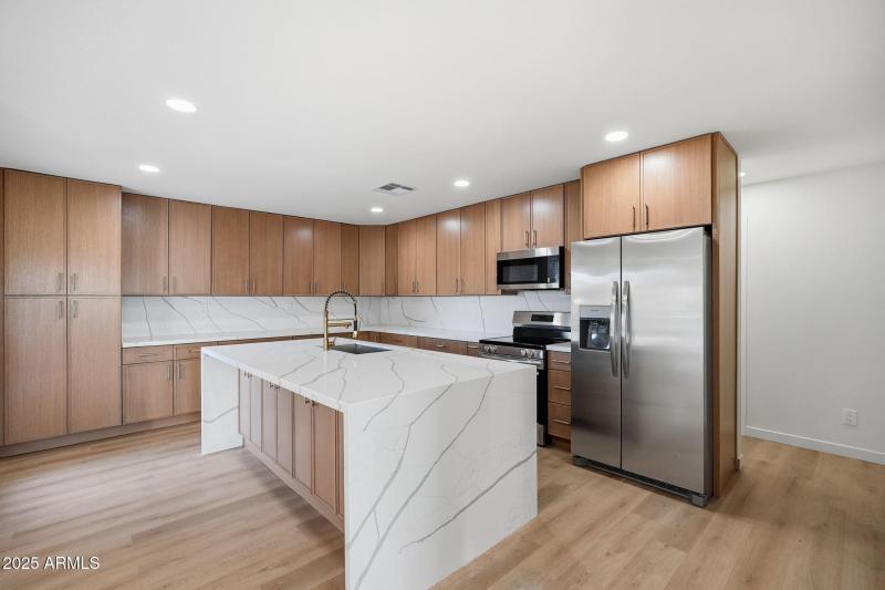 8-web-or-mls-008_ListerPros