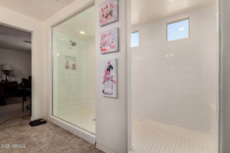 Primary Bath Pic # 2