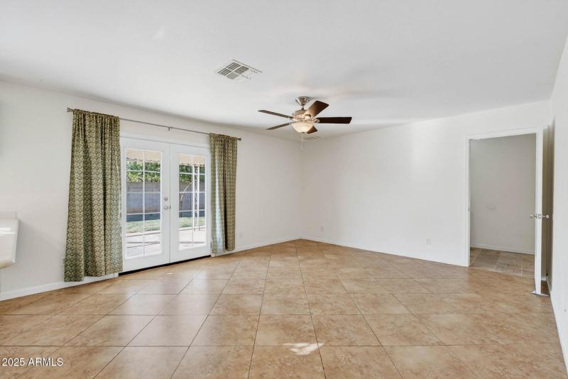 12_9025_W_Cinnabar12_mls