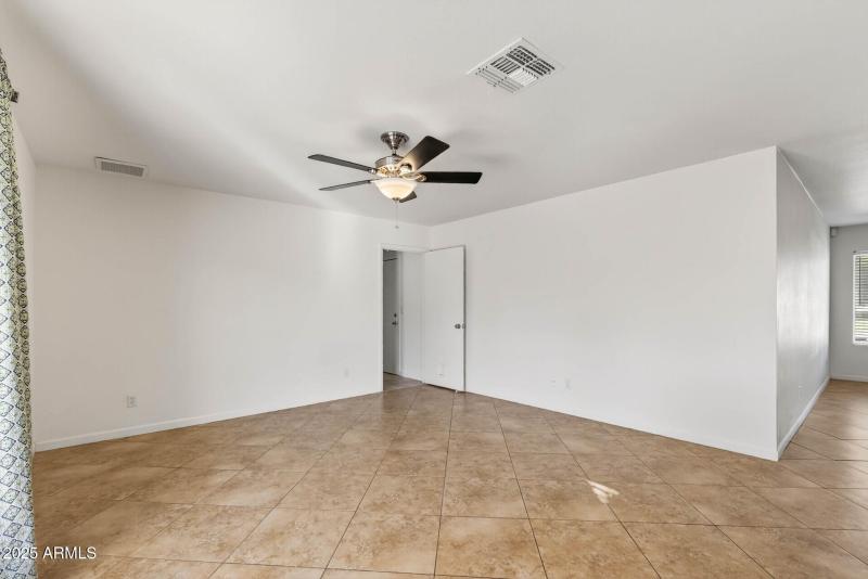 14_9025_W_Cinnabar14_mls