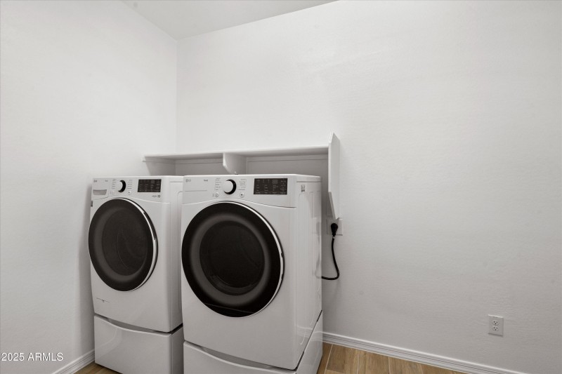 33-Laundry Room