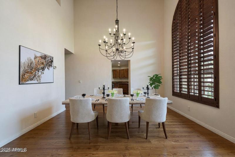 Dining - virtually staged