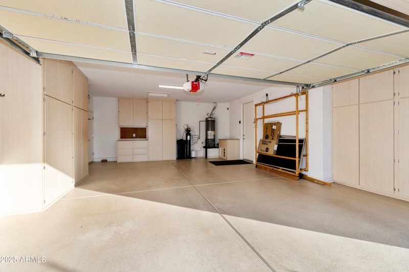 4460 E Carob Dr Gilbert AZ-print-031-024