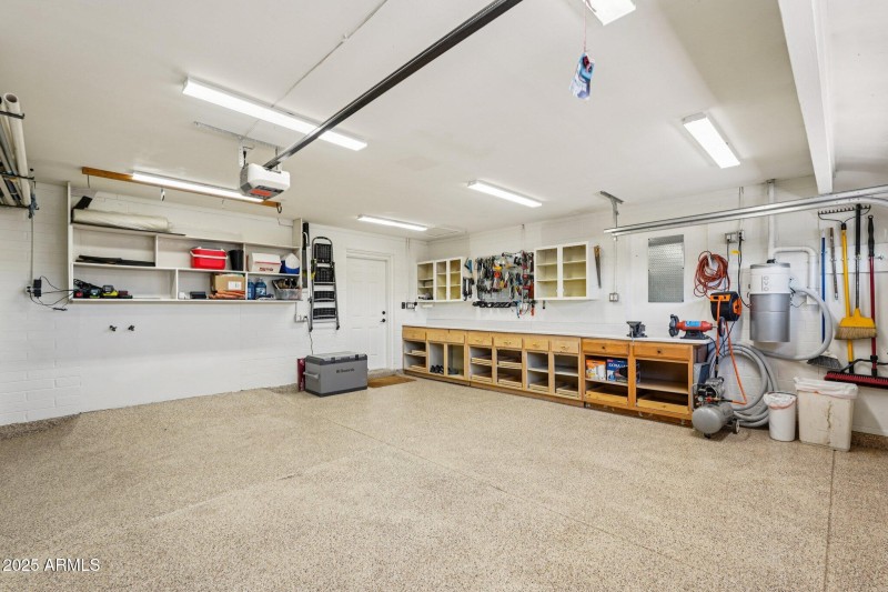 38-web-or-mls-N 109th Ave-S1511-038