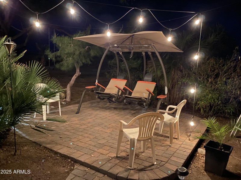 d. Lounge Patio 2_ IMG_5133_25750 W MC 8