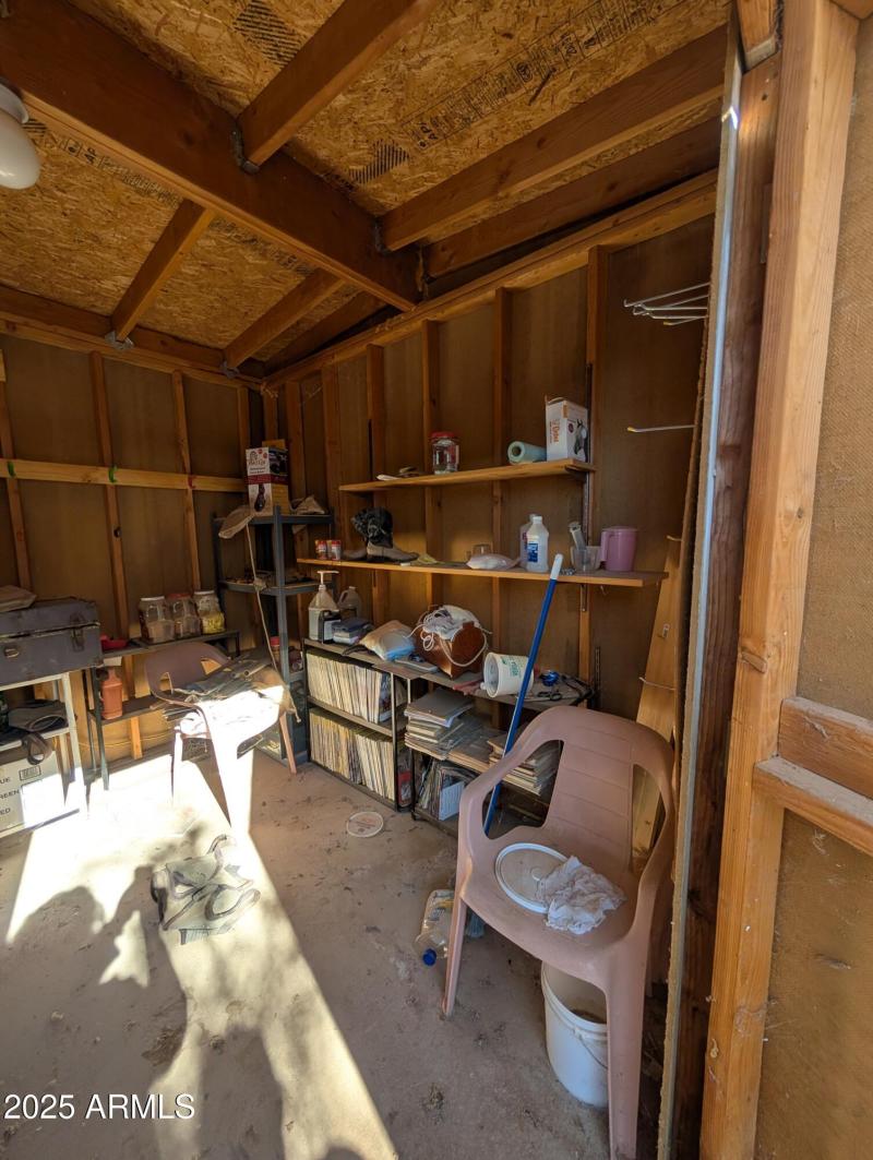 Storage-tack room